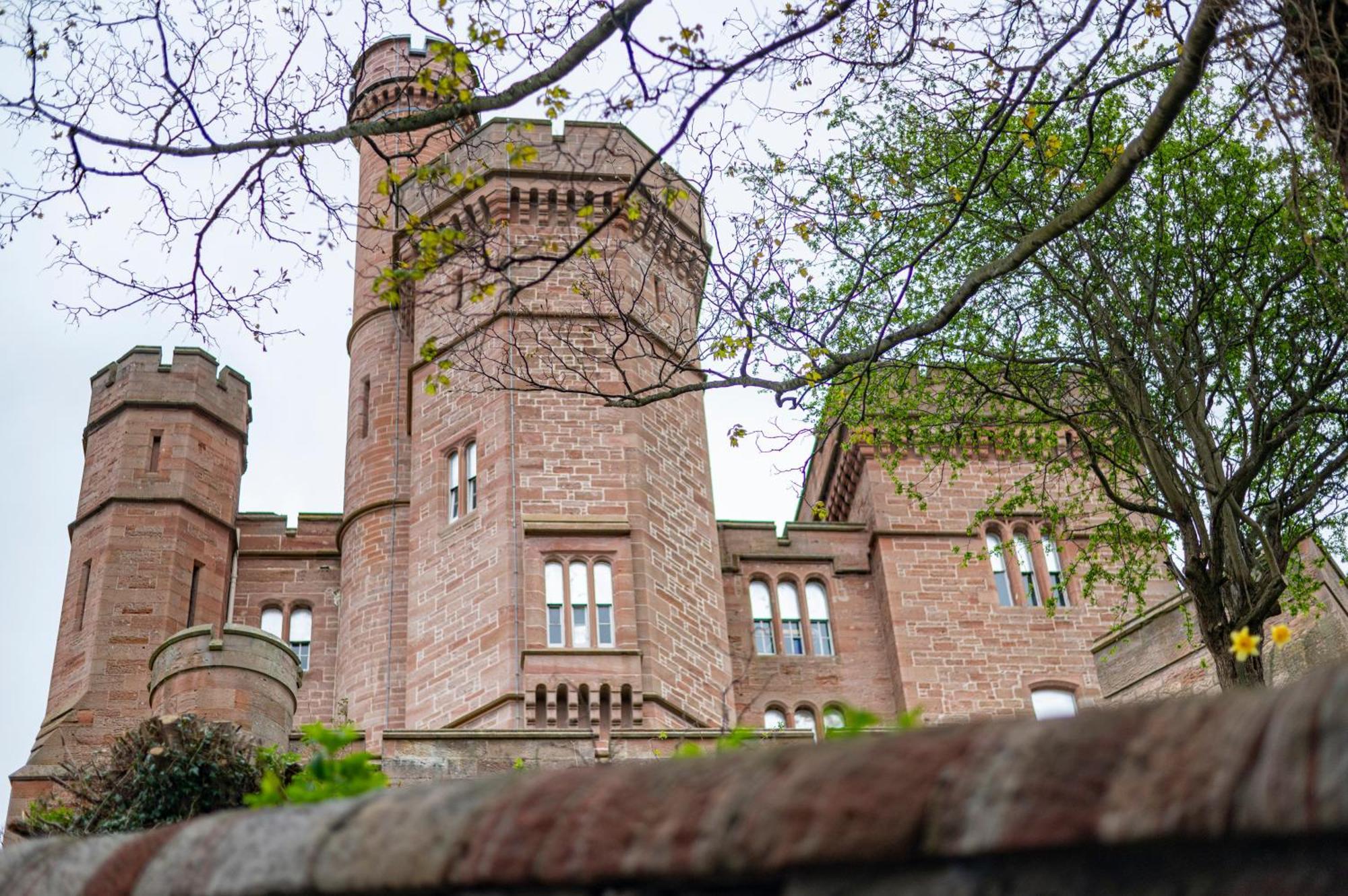 Inverness Youth Hostel Bagian luar foto